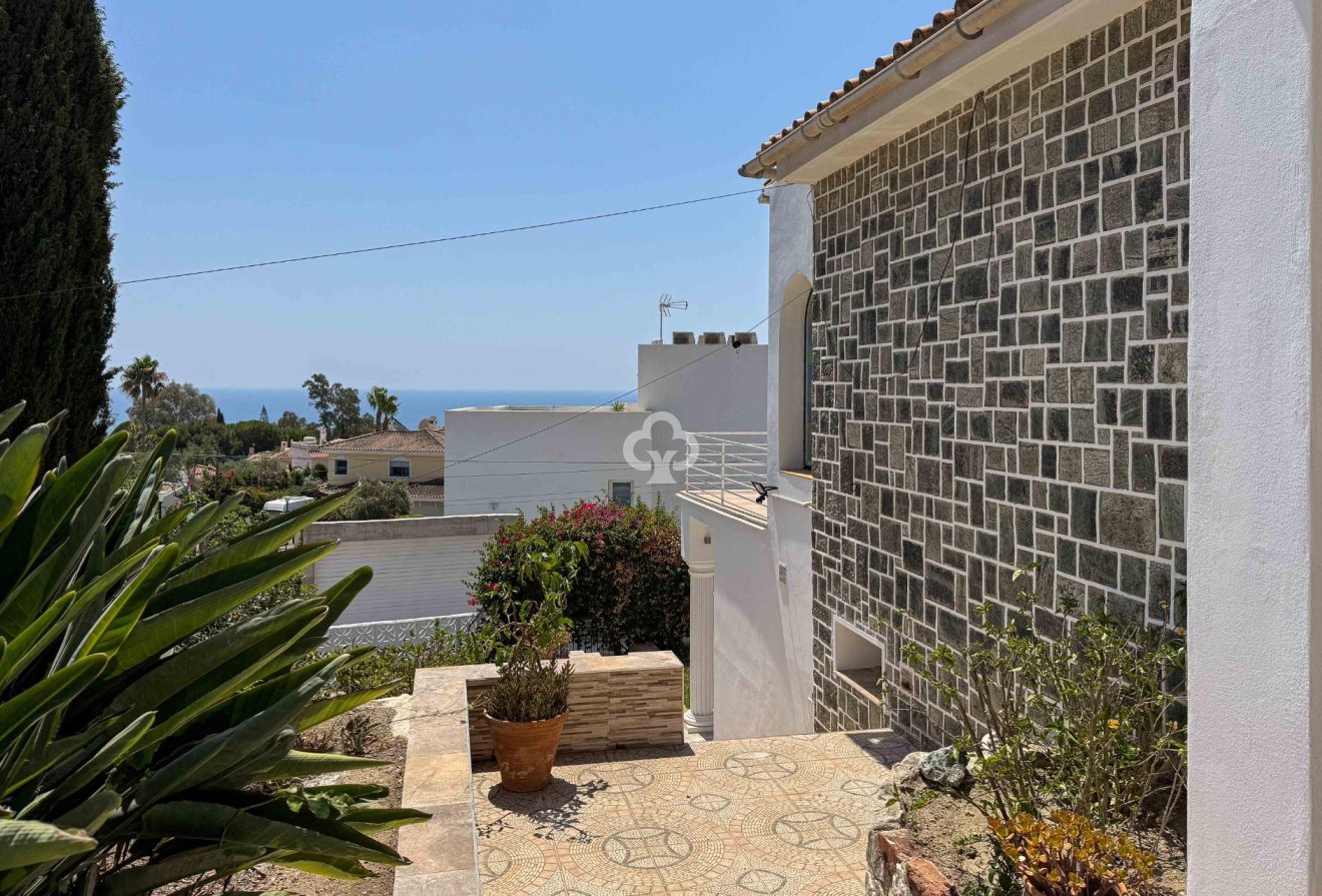 Jälleenmyynti - Villa -
Benalmádena - Torremuelle