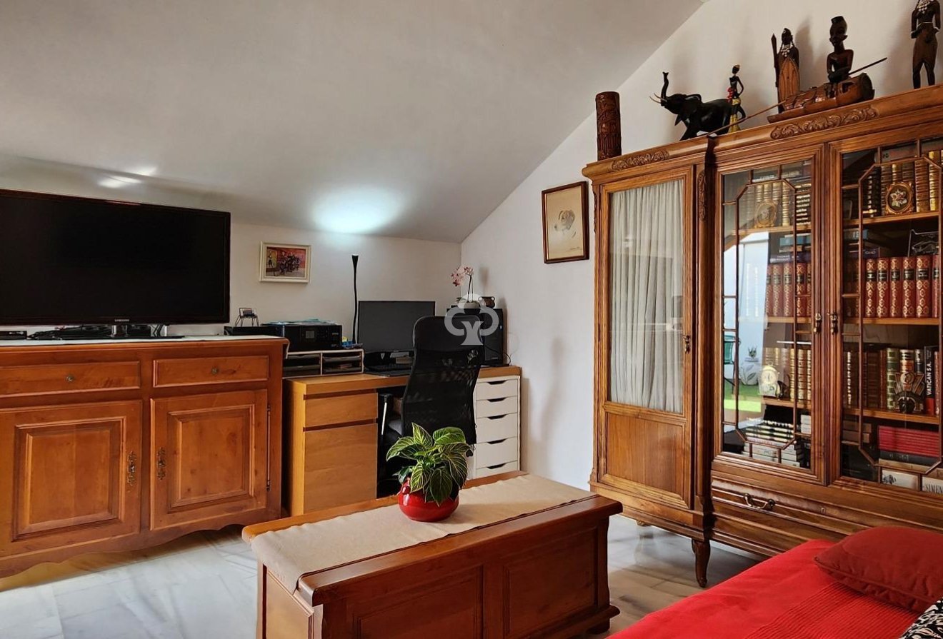 Resale - Penthouse -
Fuengirola - Centro