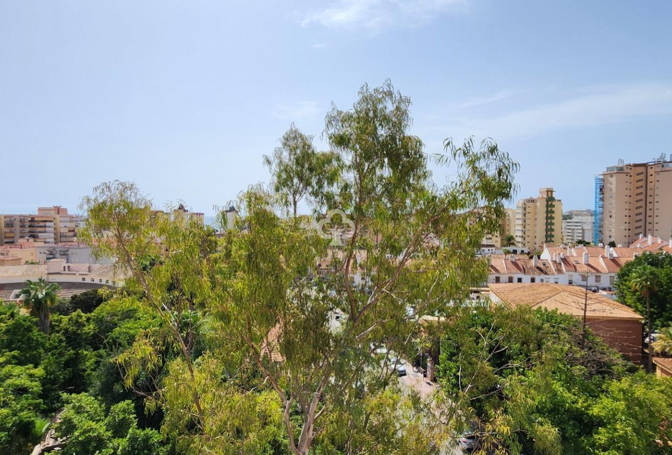 Resale - Penthouse -
Fuengirola - Centro