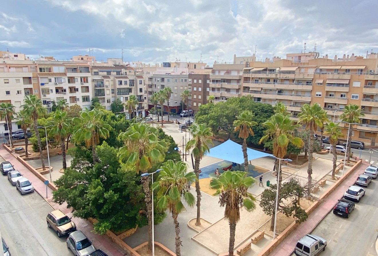 Wiederverkauf - Wohnung -
Torrevieja - Playa del Cura