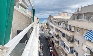 Återförsäljning - Lägenhet / lägenhet -
Torrevieja - Playa del Cura