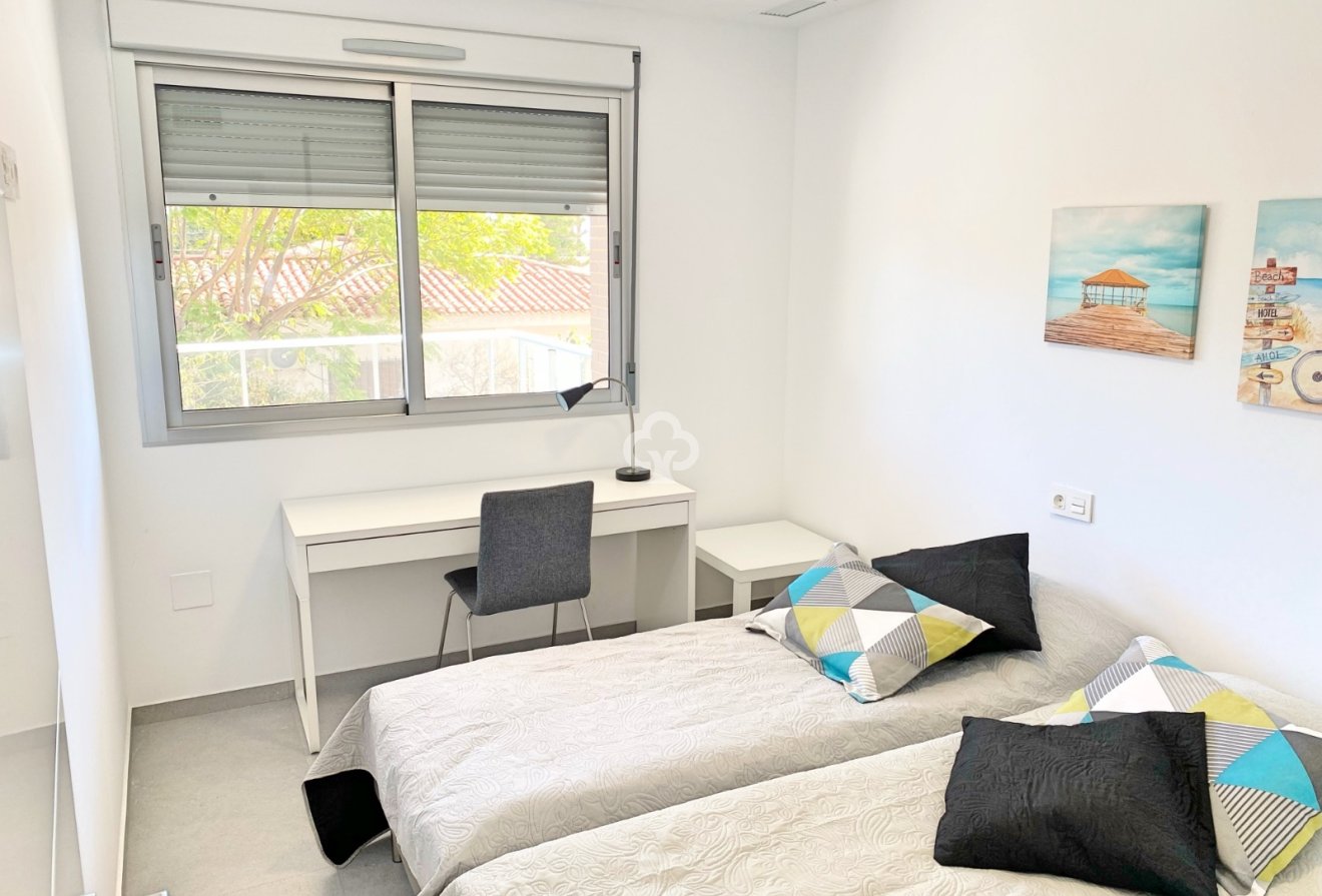 Wiederverkauf - Wohnung -
Torrevieja - Nueva Torrevieja - Aguas Nuevas