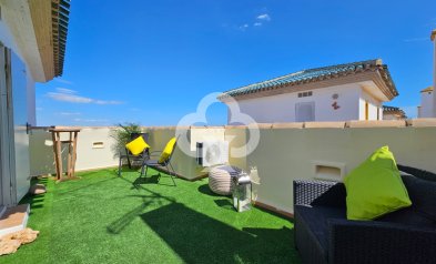 Återförsäljning - Casa Tipo Dúplex -
Orihuela Costa - Cabo roig - La Zenia