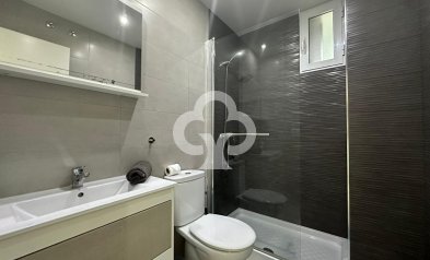 Reventa - Apartamento -
Fuengirola - 1ª Línea de playa