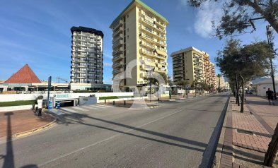 Reventa - Apartamento -
Fuengirola - 1ª Línea de playa