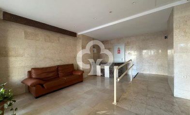 Reventa - Apartamento -
Fuengirola - 1ª Línea de playa