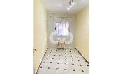 Reventa - Apartamento / piso -
Torrevieja - Nueva Torrevieja - Aguas Nuevas