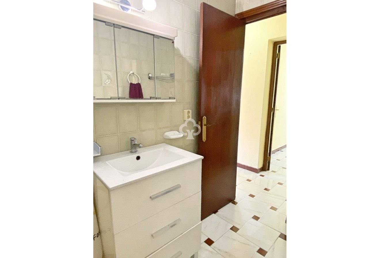 Reventa - Apartamento / piso -
Torrevieja - Nueva Torrevieja - Aguas Nuevas