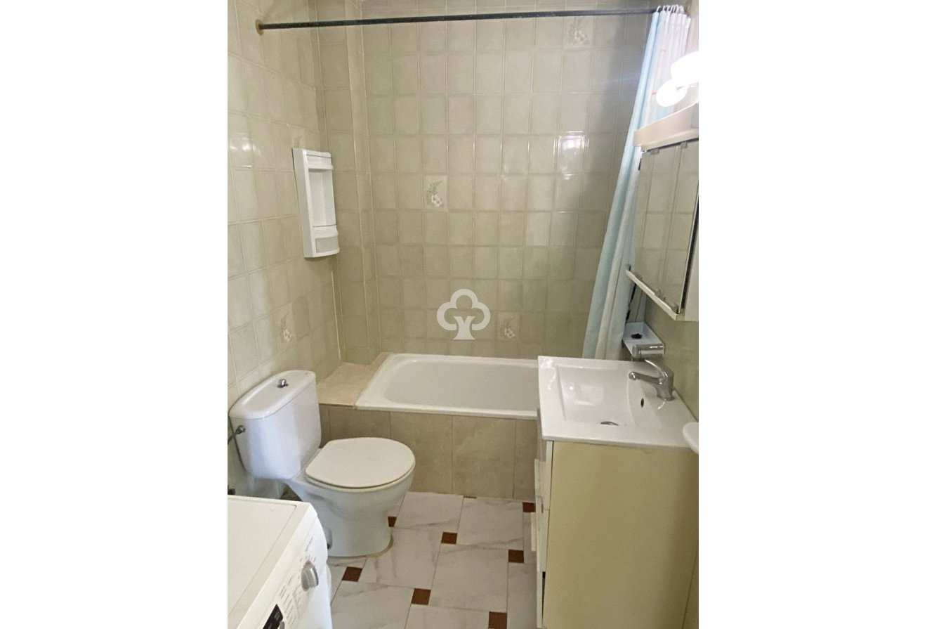 Reventa - Apartamento / piso -
Torrevieja - Nueva Torrevieja - Aguas Nuevas