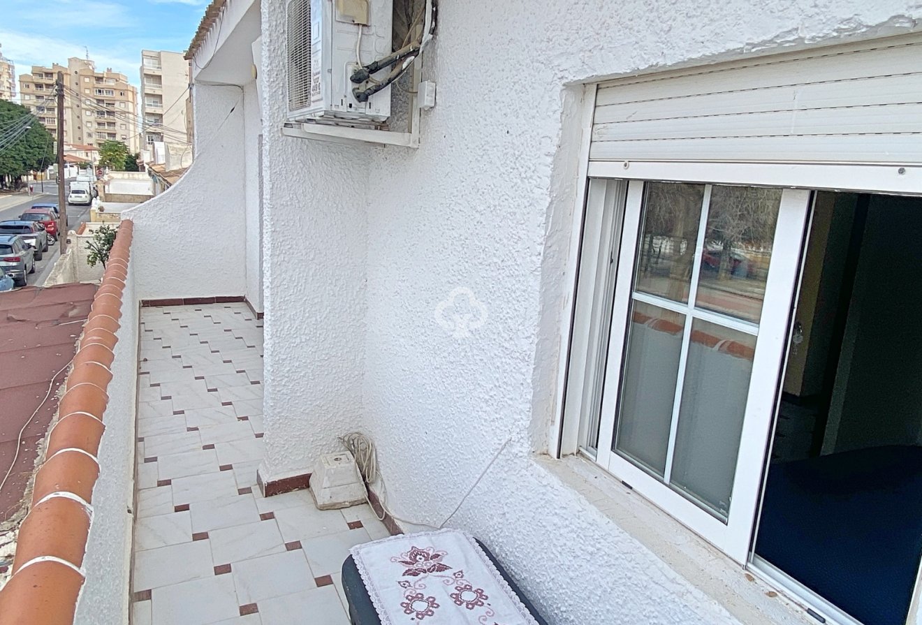 Wiederverkauf - Wohnung -
Torrevieja - Nueva Torrevieja - Aguas Nuevas