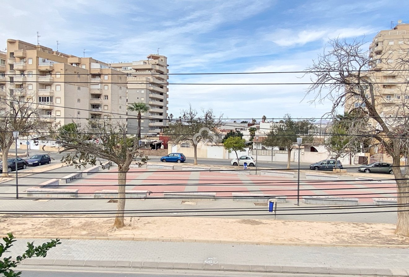 Wiederverkauf - Wohnung -
Torrevieja - Nueva Torrevieja - Aguas Nuevas