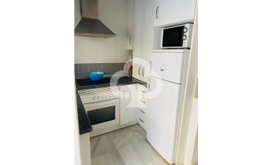 Resale - Apartament -
Fuengirola - El Higuerón