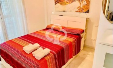 Resale - Apartament -
Fuengirola - El Higuerón