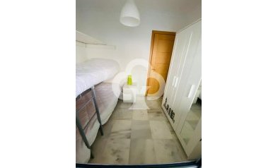 Wiederverkauf - Apartamento -
Fuengirola - El Higuerón