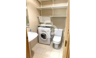 Wiederverkauf - Apartamento -
Fuengirola - El Higuerón