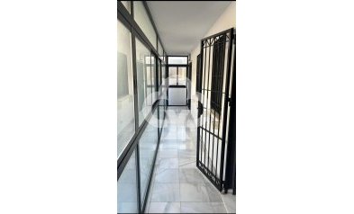 Resale - Apartament -
Fuengirola - El Higuerón