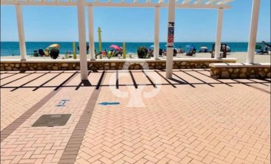 Wiederverkauf - Apartamento -
Fuengirola - El Higuerón