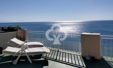 Resale - Penthouse -
Fuengirola - Puerto Deportivo