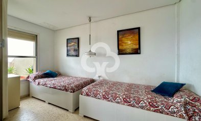 Resale - Penthouse -
Fuengirola - Puerto Deportivo