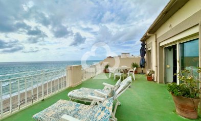 Resale - Penthouse -
Fuengirola - Puerto Deportivo