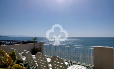 Resale - Penthouse -
Fuengirola - Puerto Deportivo