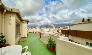 Resale - Penthouse -
Fuengirola - Puerto Deportivo