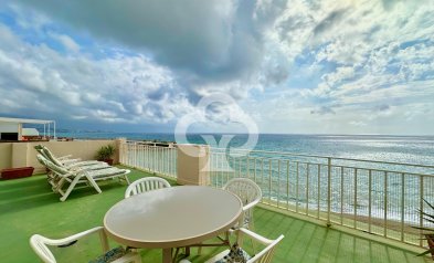 Resale - Penthouse -
Fuengirola - Puerto Deportivo