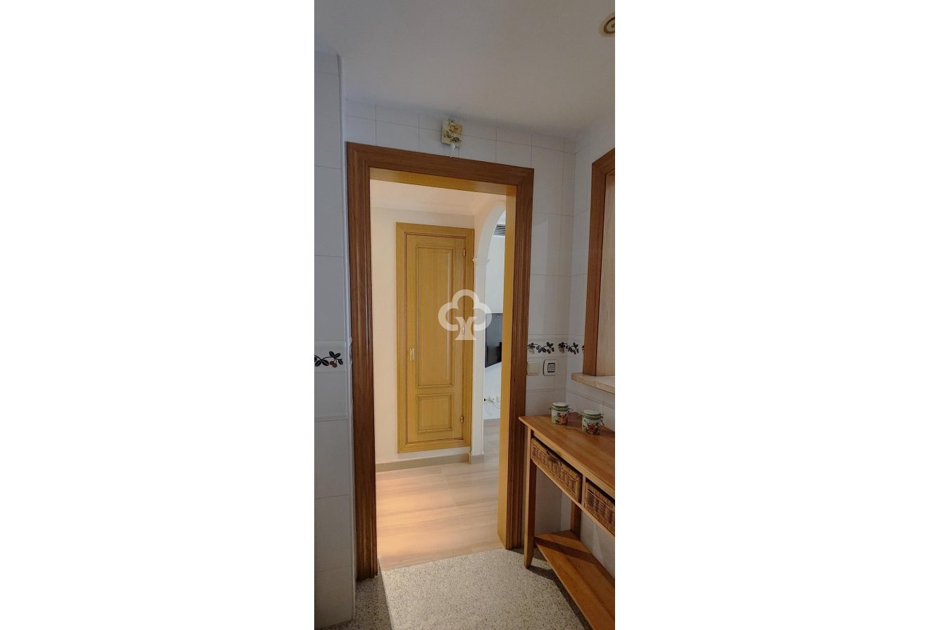 Alquiler a largo plazo - Apartamento -
Fuengirola - Recinto Ferial