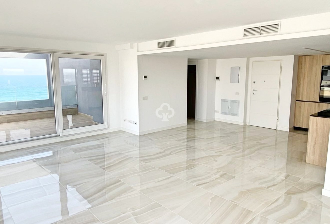 Resale - Apartment / flat -
Orihuela Costa - Punta Prima