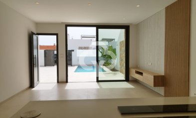 Obra nueva - Villas -
Los Alcázares