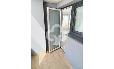 Reventa - Apartamento / piso -
Orihuela Costa - Punta Prima