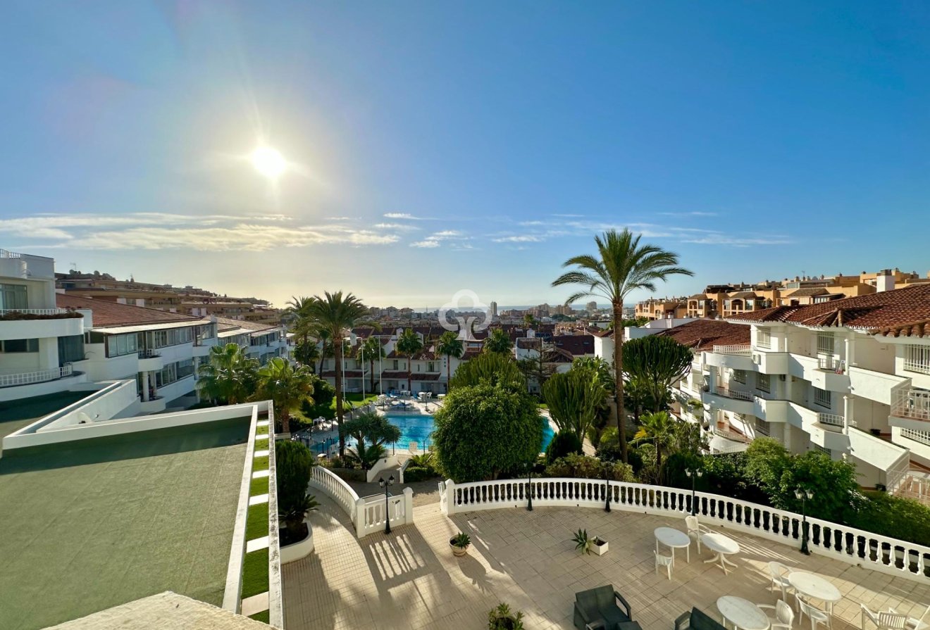 Resale - Apartament -
Fuengirola - Los Pacos