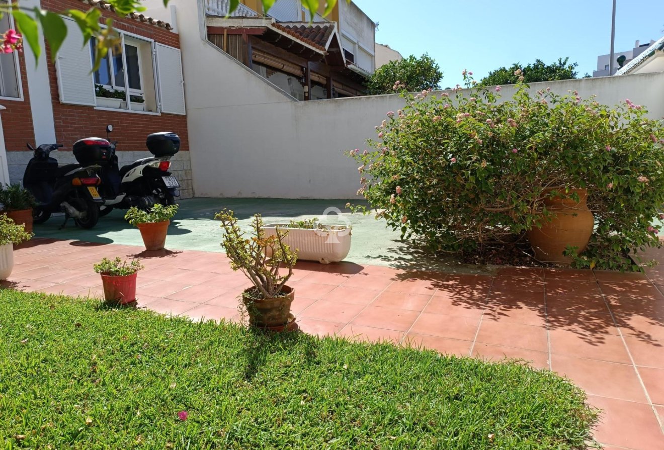 Resale - Townhouse -
Fuengirola - Castillo de Sohail