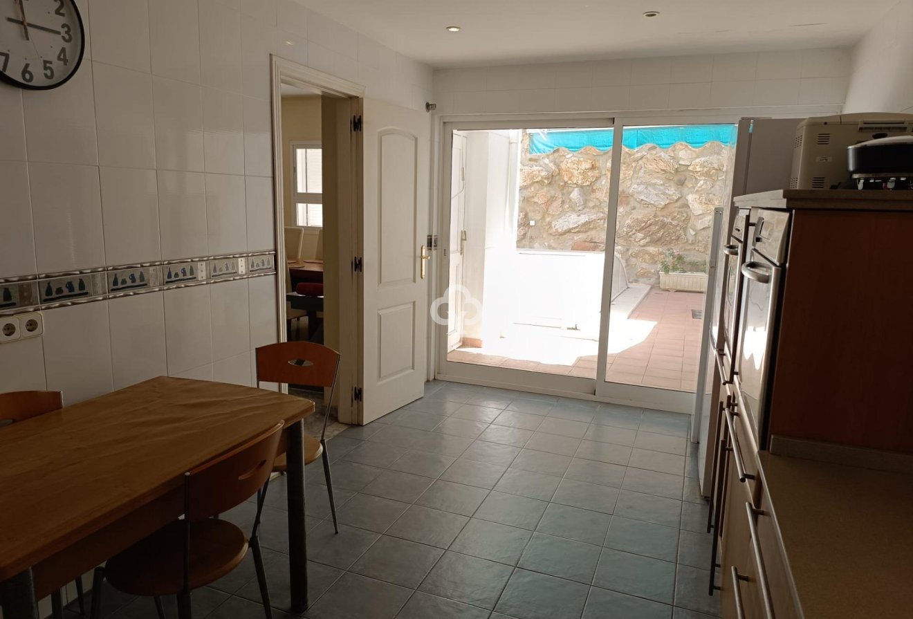 Resale - Townhouse -
Fuengirola - Castillo de Sohail