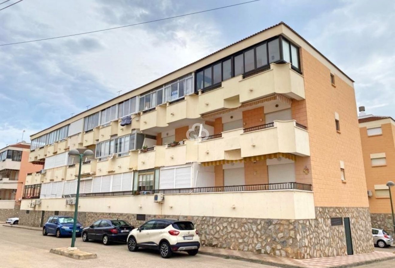 Resale - Apartment / flat -
Pilar de la Horadada