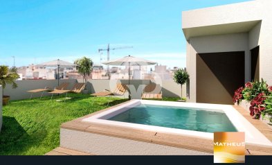 Resale - Apartment / flat -
Torrevieja - Centro