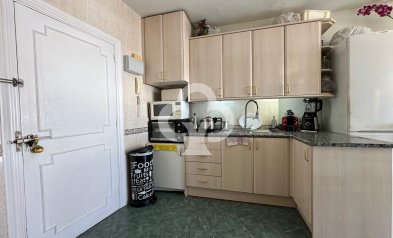 Wiederverkauf - Apartamento -
Fuengirola - Torreblanca del Sol