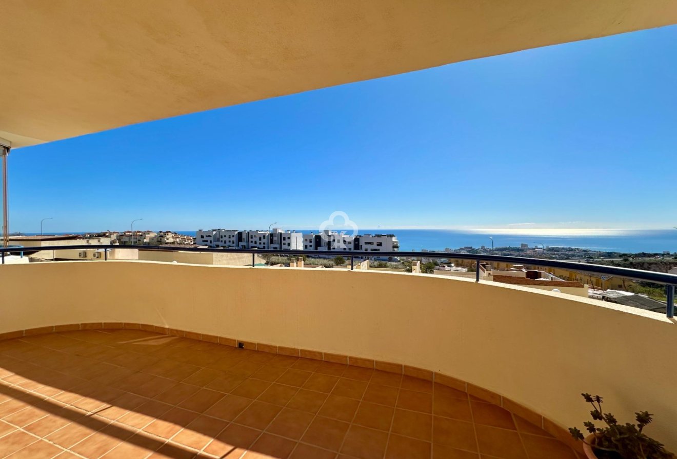 Resale - Ático Dúplex -
Benalmádena - Santangelo