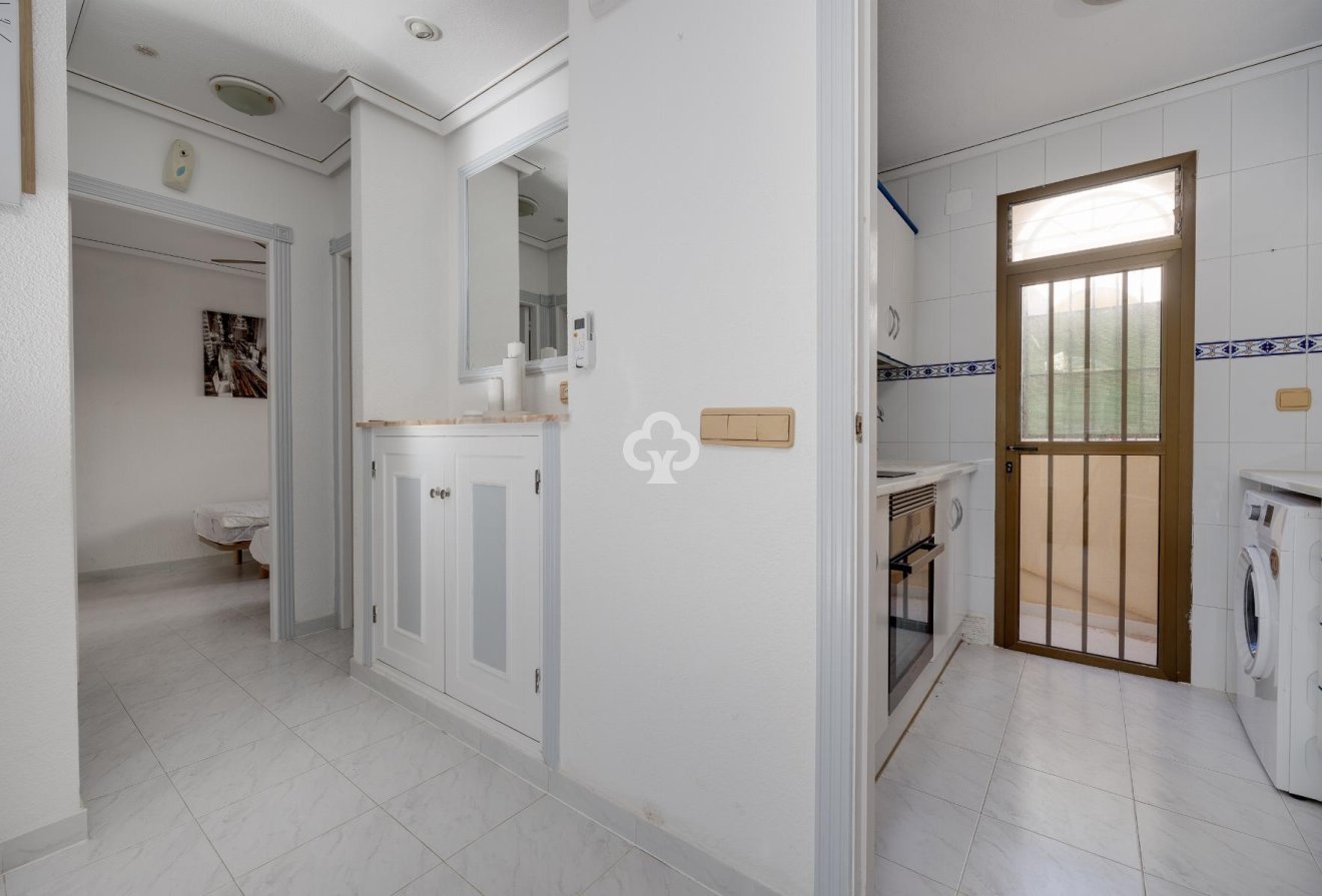 Resale - Apartament -
Torrevieja