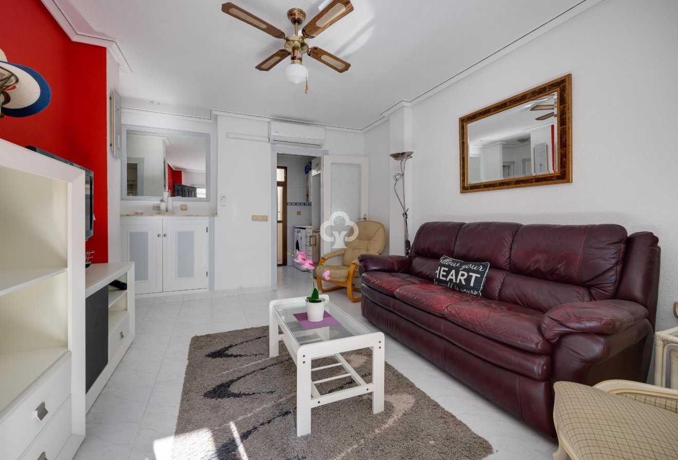 Resale - Apartament -
Torrevieja