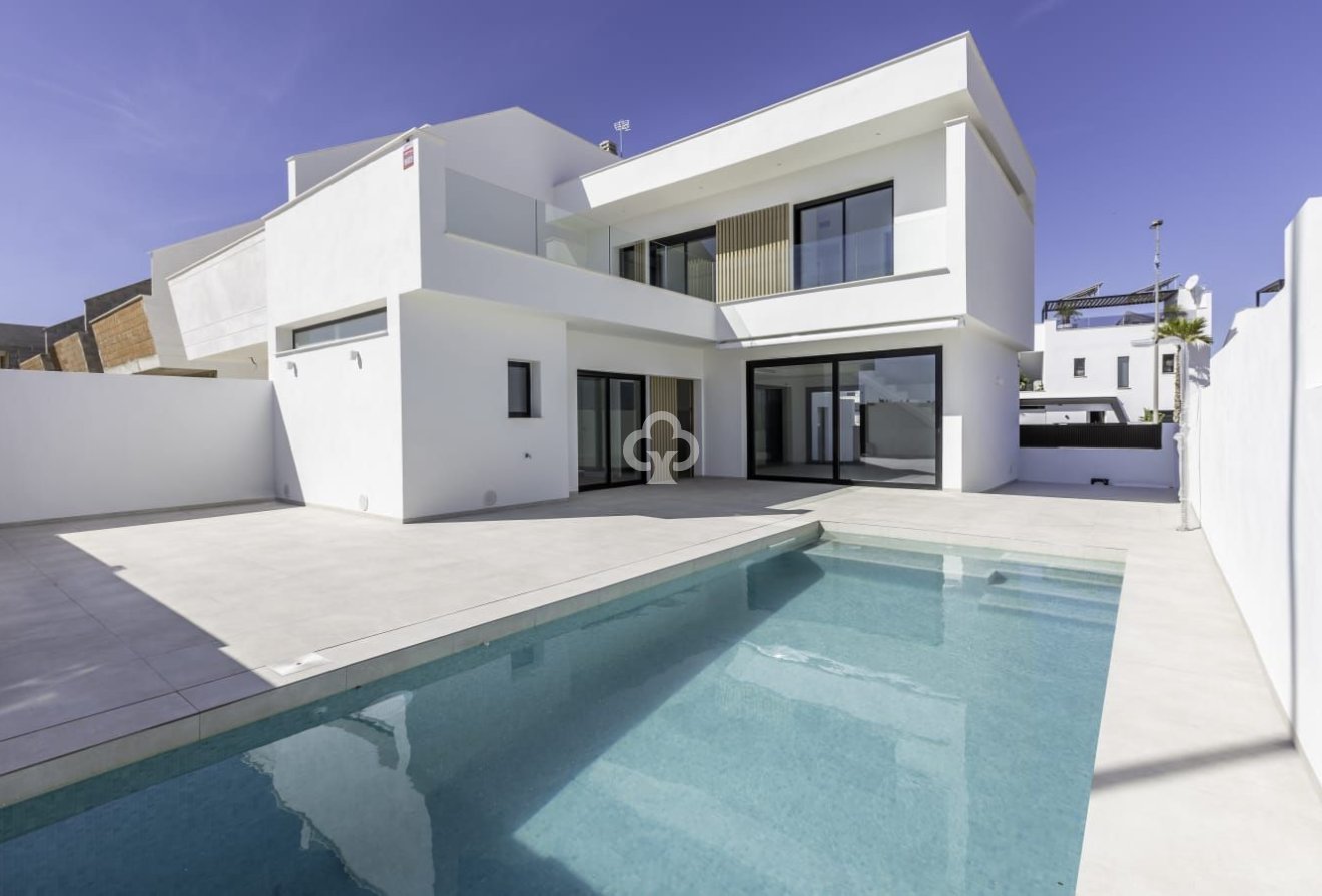 Obra nueva - Villas -
San Javier