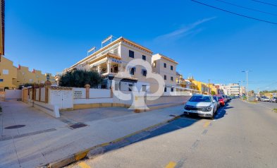 Resale - Apartament -
Torrevieja
